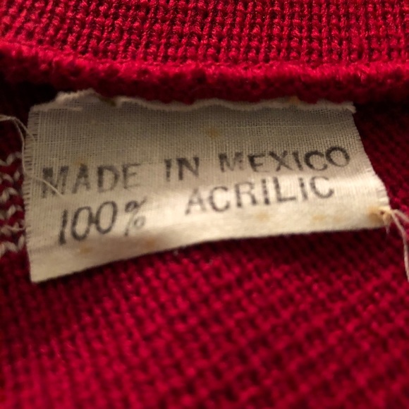 Vintage Made in Mexico red fringed poncho - Picture 6 of 6